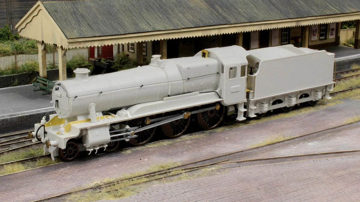 954001 GWR County No.1001 G W Lined Green Steam Locomotive - Image 4
