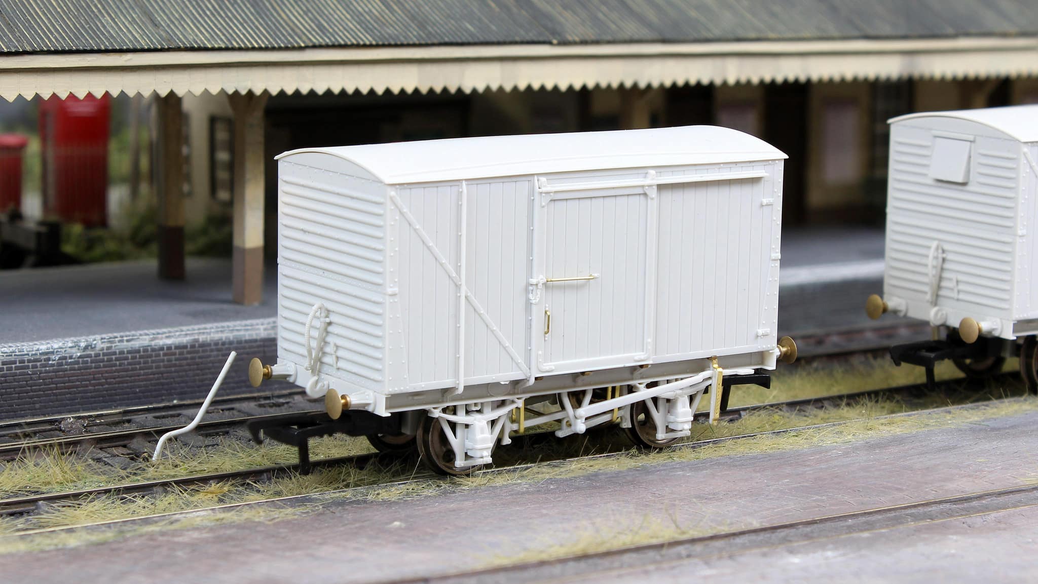 970010 12 Ton LMS D1663 Van - BR No.M132445 - Image 4