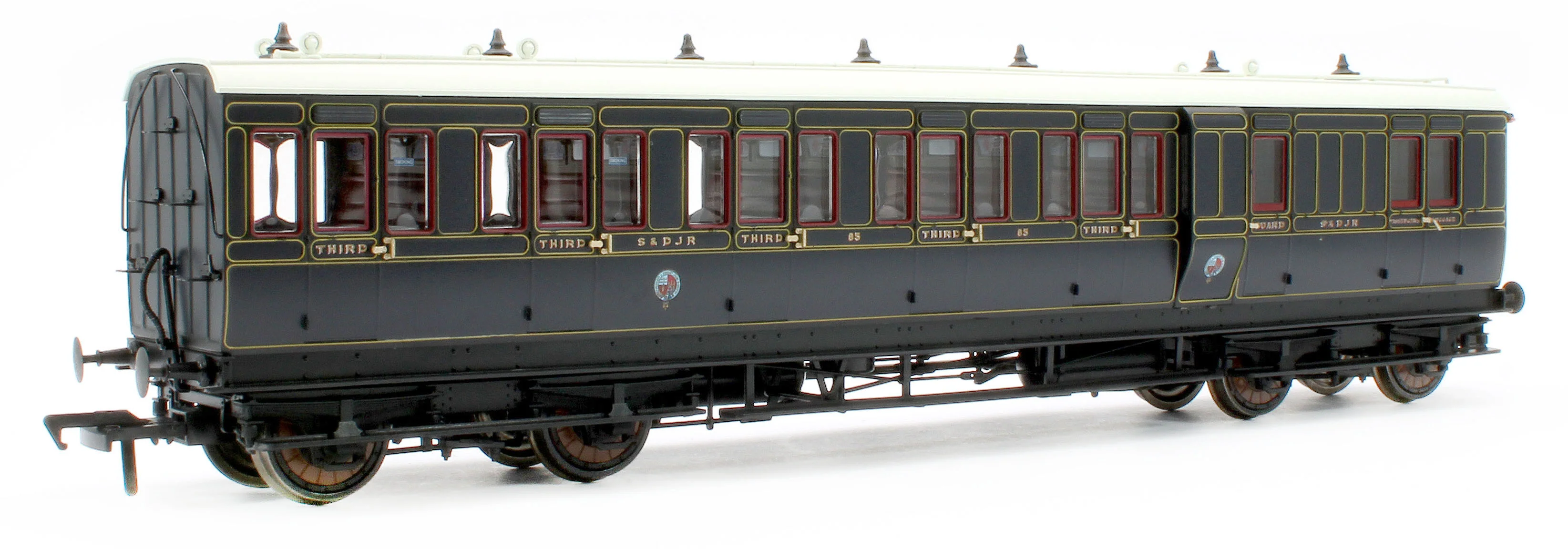 978025 48' SDJR ‘Evolution’ Bogie Coach Non-Corridor Carriage No.85, No.71 & No.15 3-Pack - Image 9