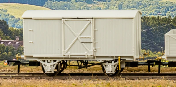 983011 GCR Dia. 17B Van - No. 358581 LMS Bauxite (post-’36) - Image 3