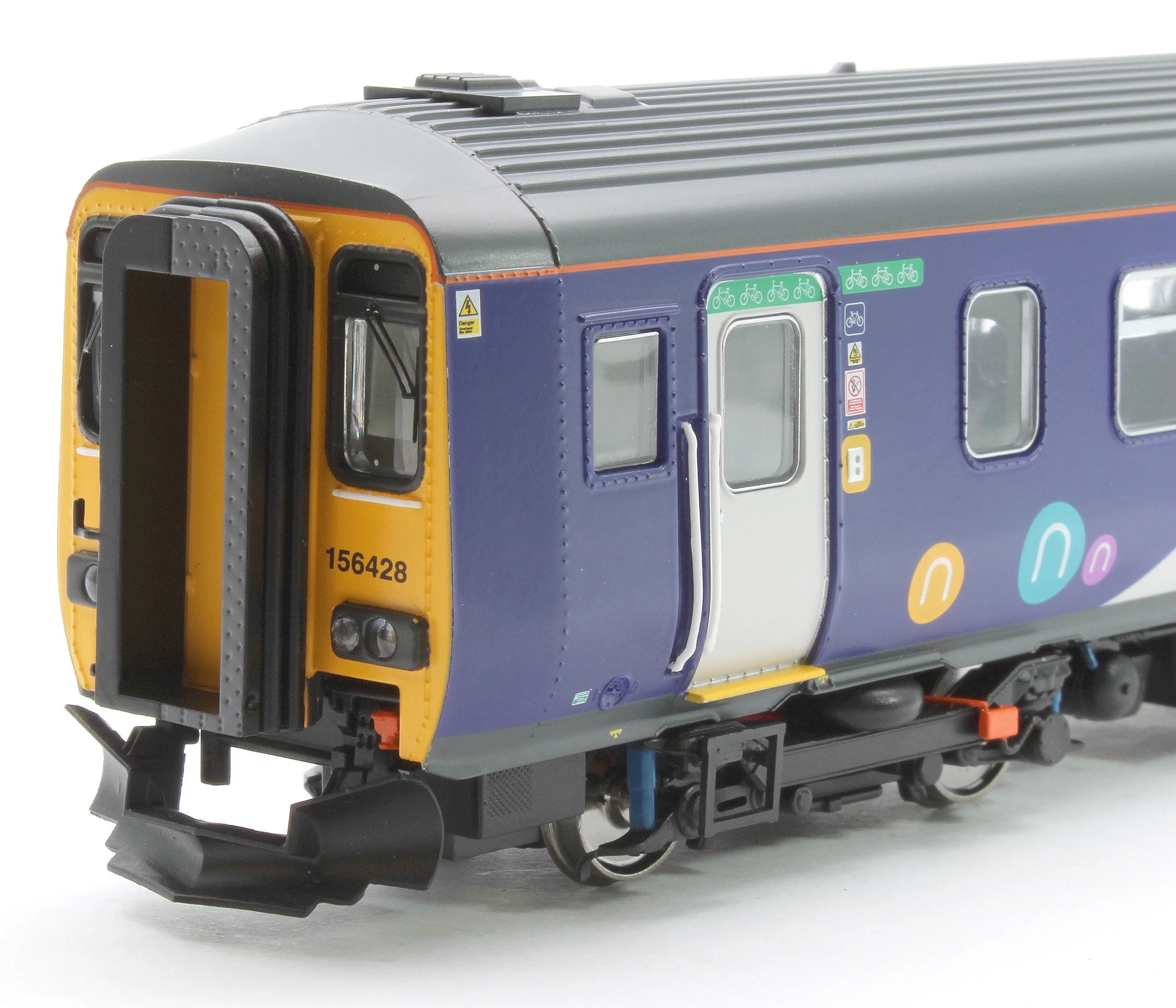 RT156-412 Class 156 Northern White Livery 2 Car DMU '156428' - Image 6
