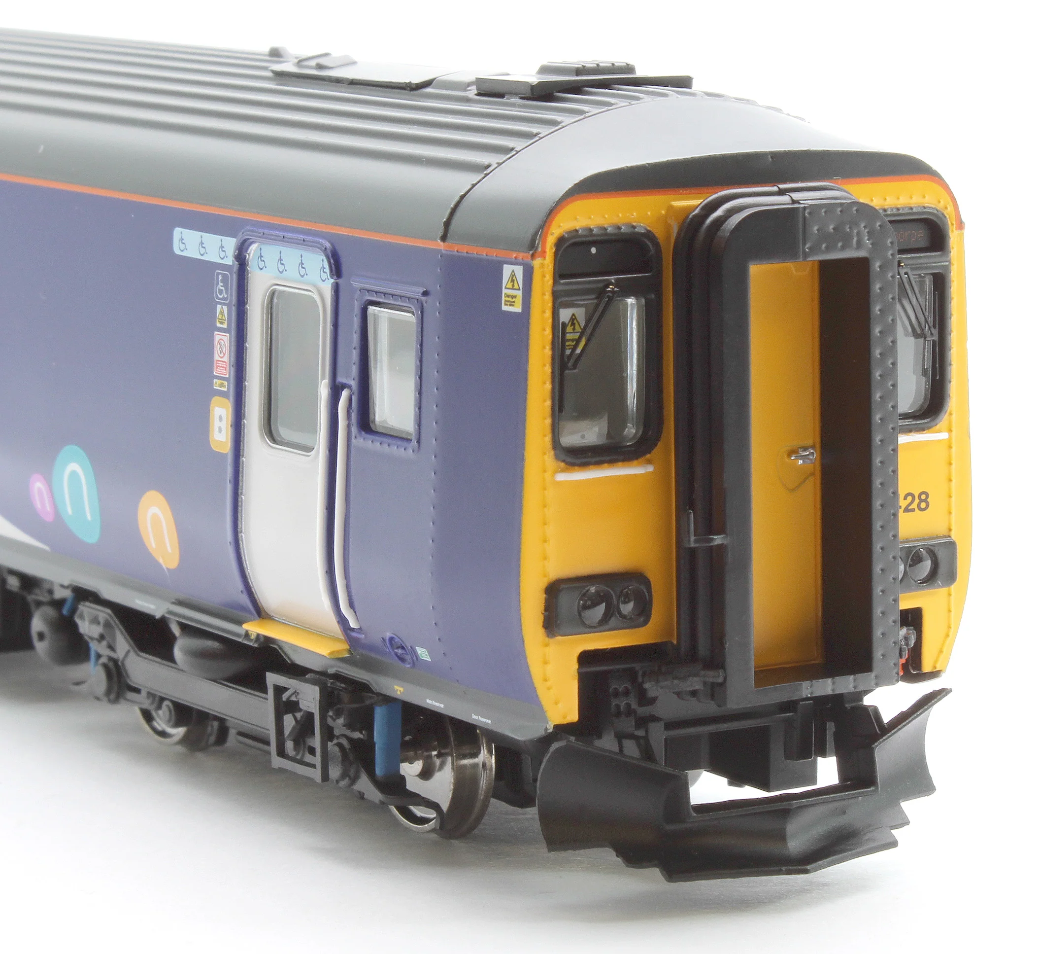 RT156-412 Class 156 Northern White Livery 2 Car DMU '156428' - Image 7