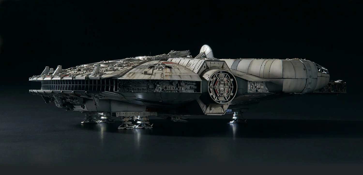 01206 Bandai Star Wars Millennium Falcon (1:72 Scale) Model Kit - Image 4