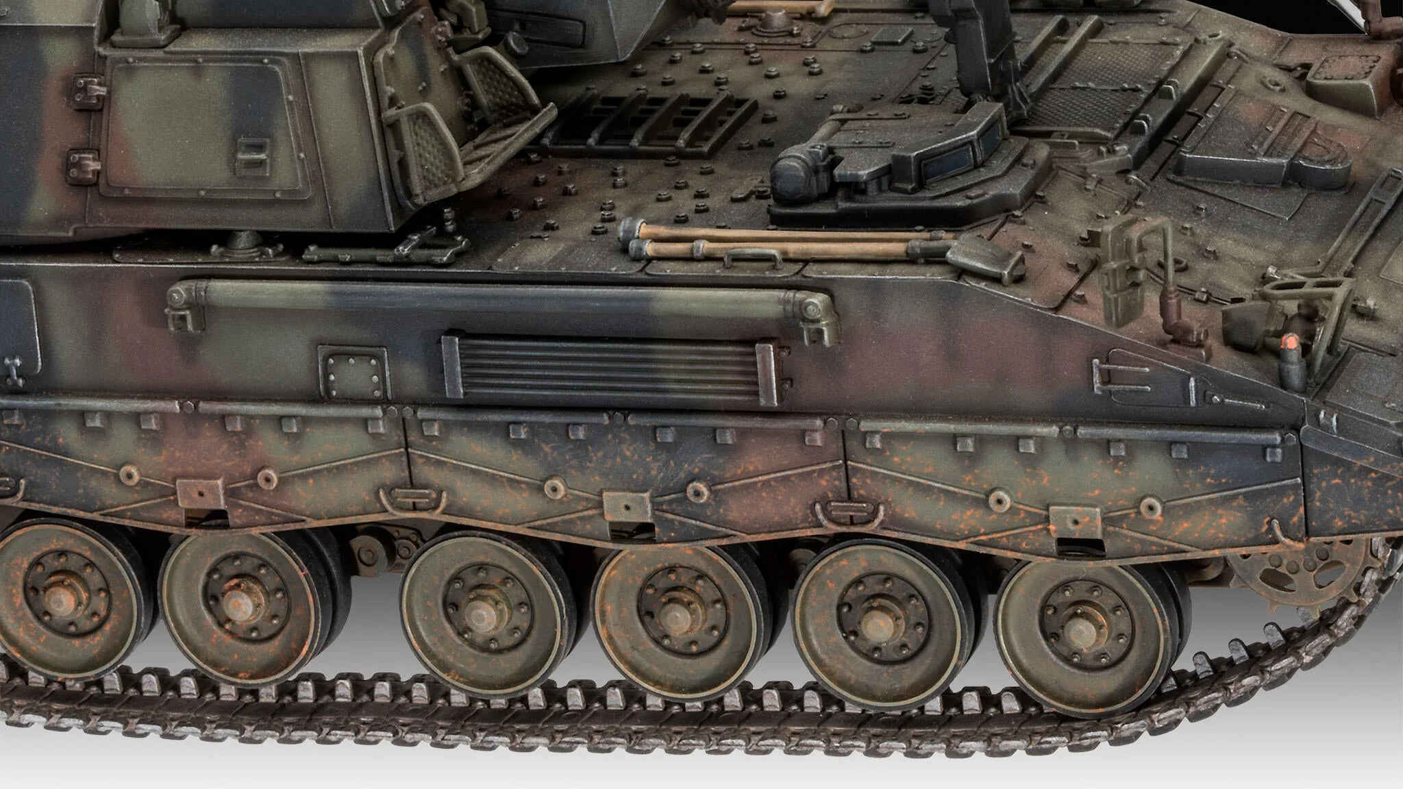 03279 Panzerhaubitze 2000 Model Kit - Image 6