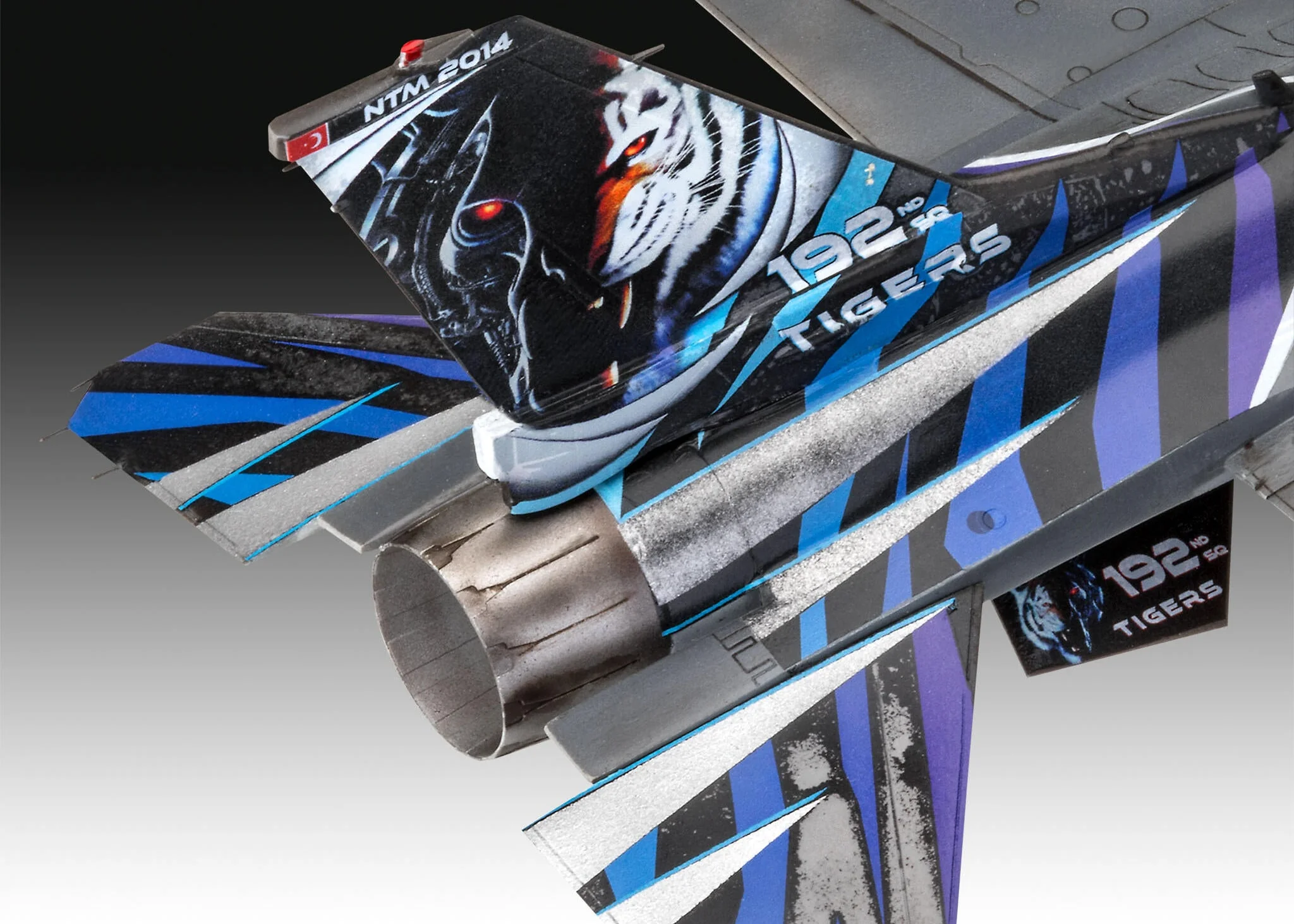 03844 Lockheed Martin F-16D Tigermeet 2014 Model Kit - Image 3