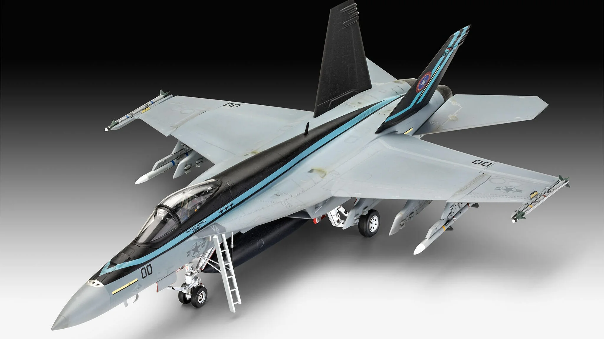 03864 Maverick's F/A-18E Super Hornet "Top Gun Maverick" Model Kit - Image 2