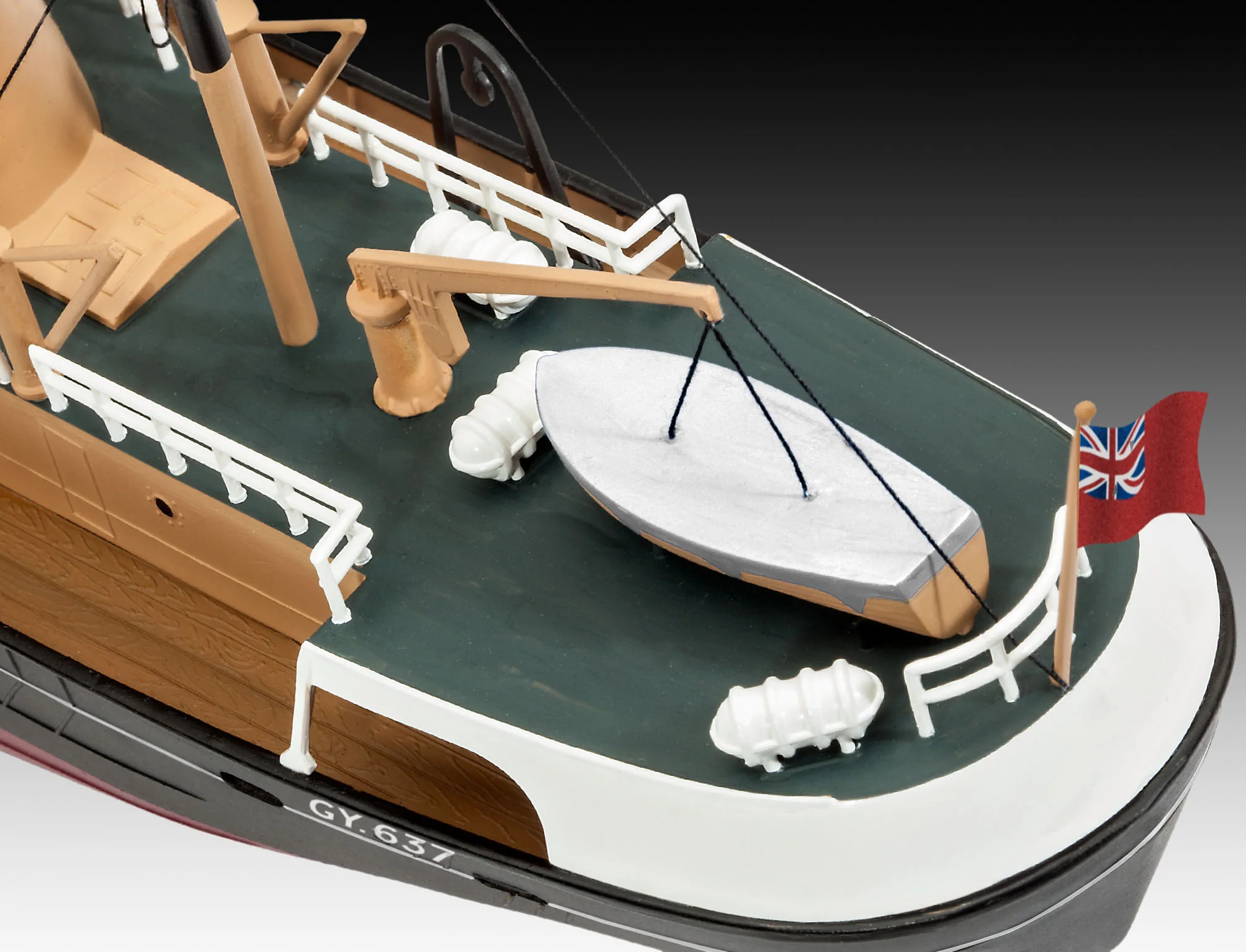 05204 North Sea Trawler (1:142 Scale) Model Kit - Image 5