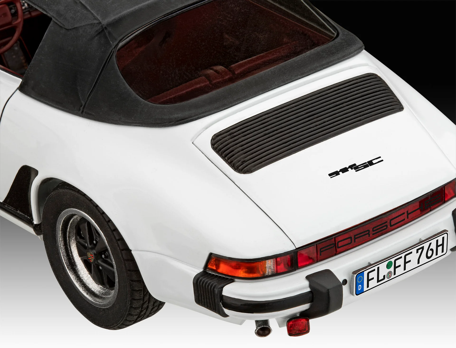 05646 Gift Set Porsche 911 G-Model Cabrio 50th Anniversary Model Kit - Image 4