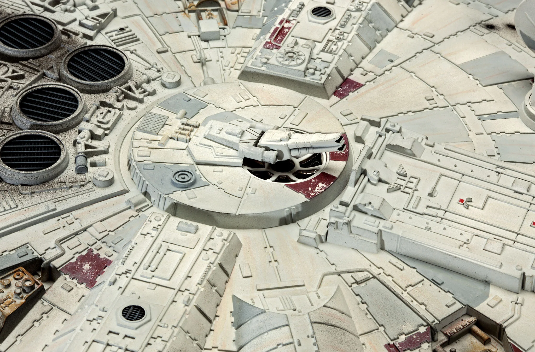 05659 Star Wars Return of the Jedi 40th Millennium Falcon (1:72 Scale) Model Kit - Image 5