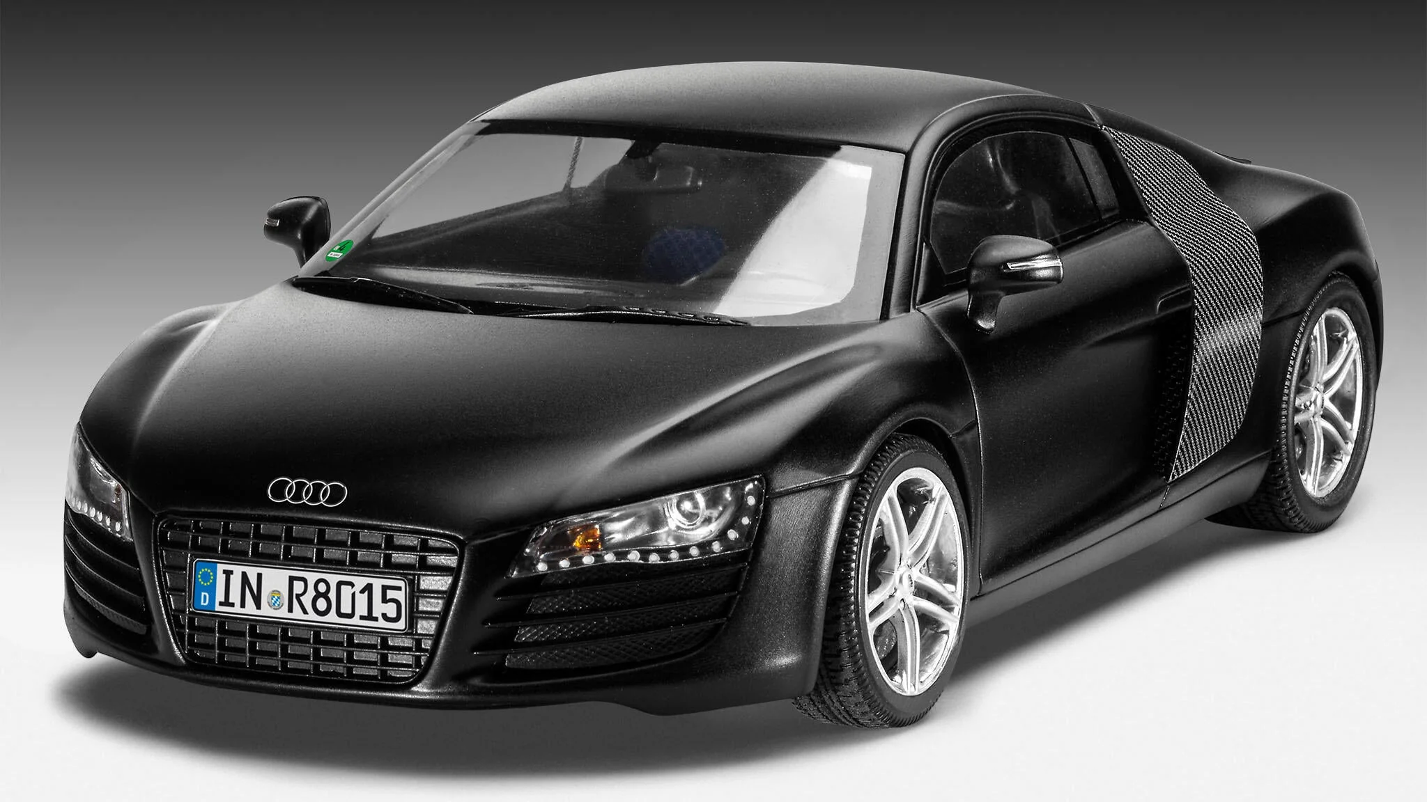 07057 Audi R8 Model Kit