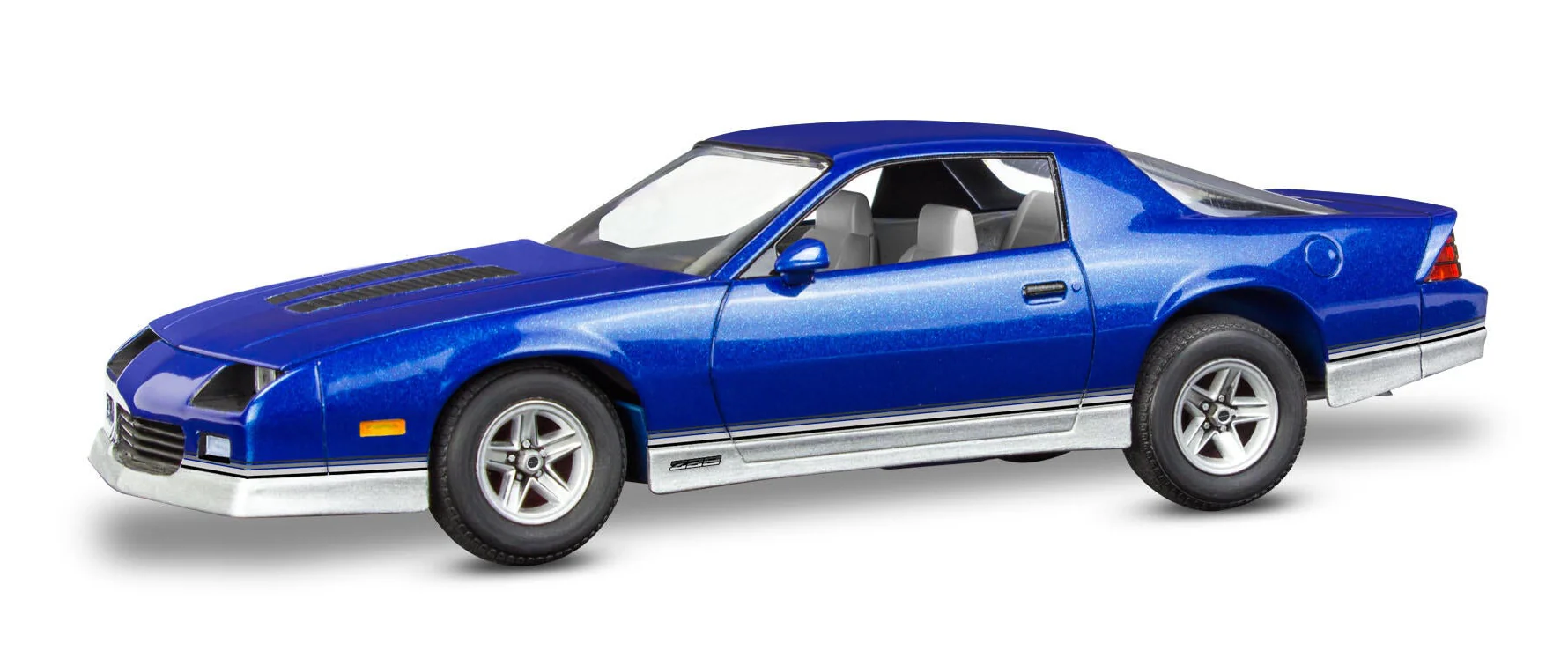 14540 1985 Chevy Camaro Z28 Model Kit - Image 2
