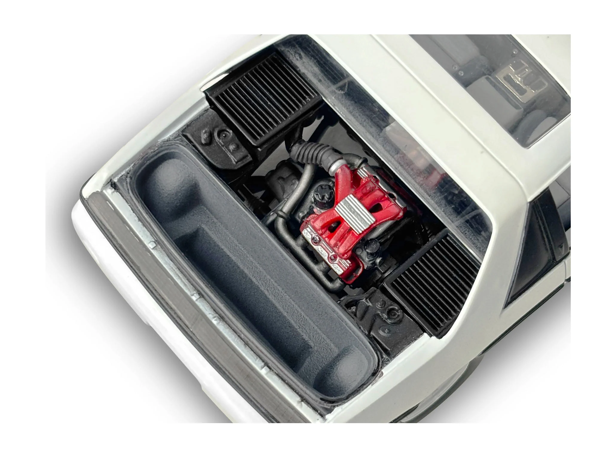 14573 1985 Pontiac Fiero GT Model Kit - Image 6