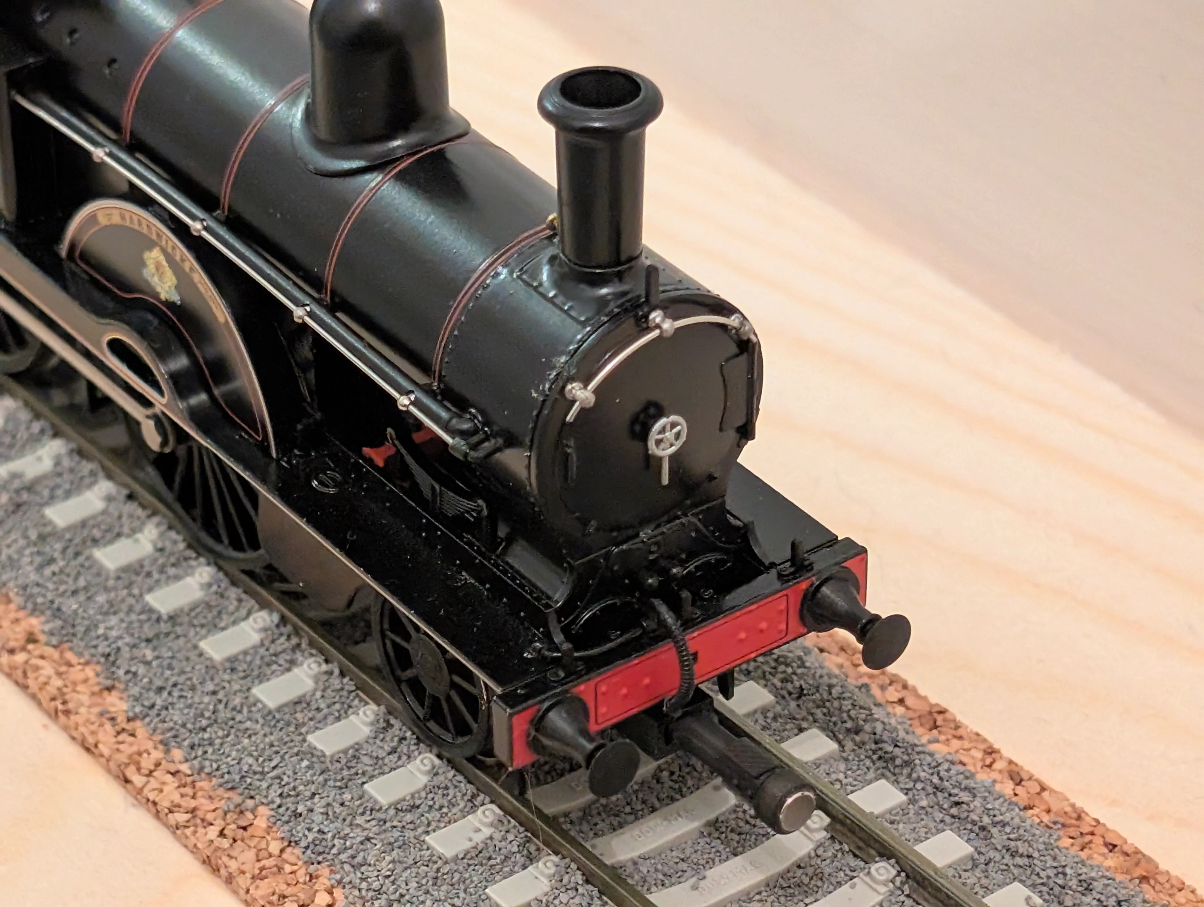 RRM179 OO Gauge Magnetic Couplings - 12mm Drawbar (14 Pack) - Image 5