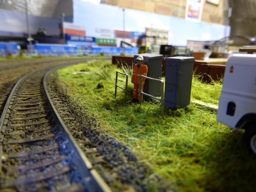 LX176 OO/HO Tubeclamp Railings Model Kit - Image 2