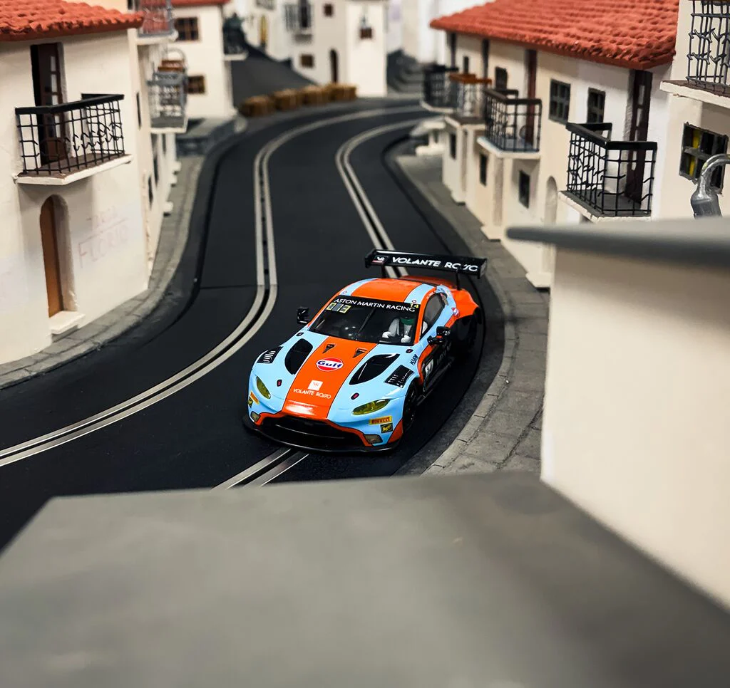 C4655 Aston Martin GT3 Vantage - Bathurst 2025 - Gulf Edition - Image 13