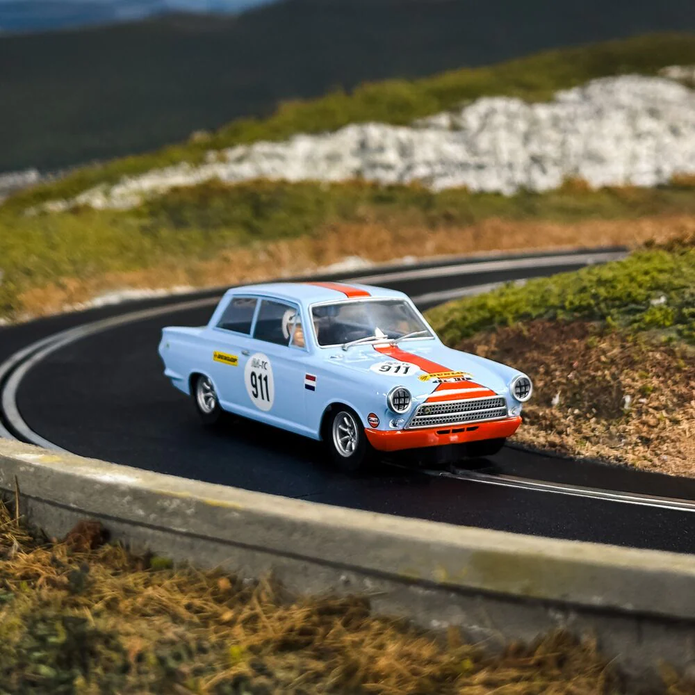 C4669 Ford Lotus Cortina - Gulf Edition - Image 10