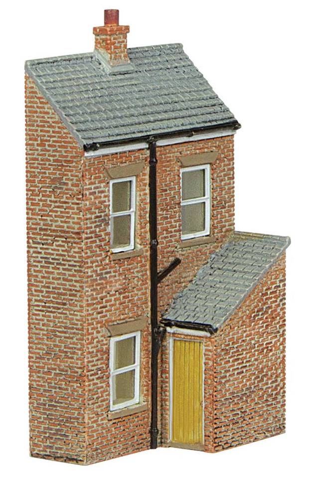 42-0216Y Low Relief Rear Of Terrace - Left Hand, Yellow Door