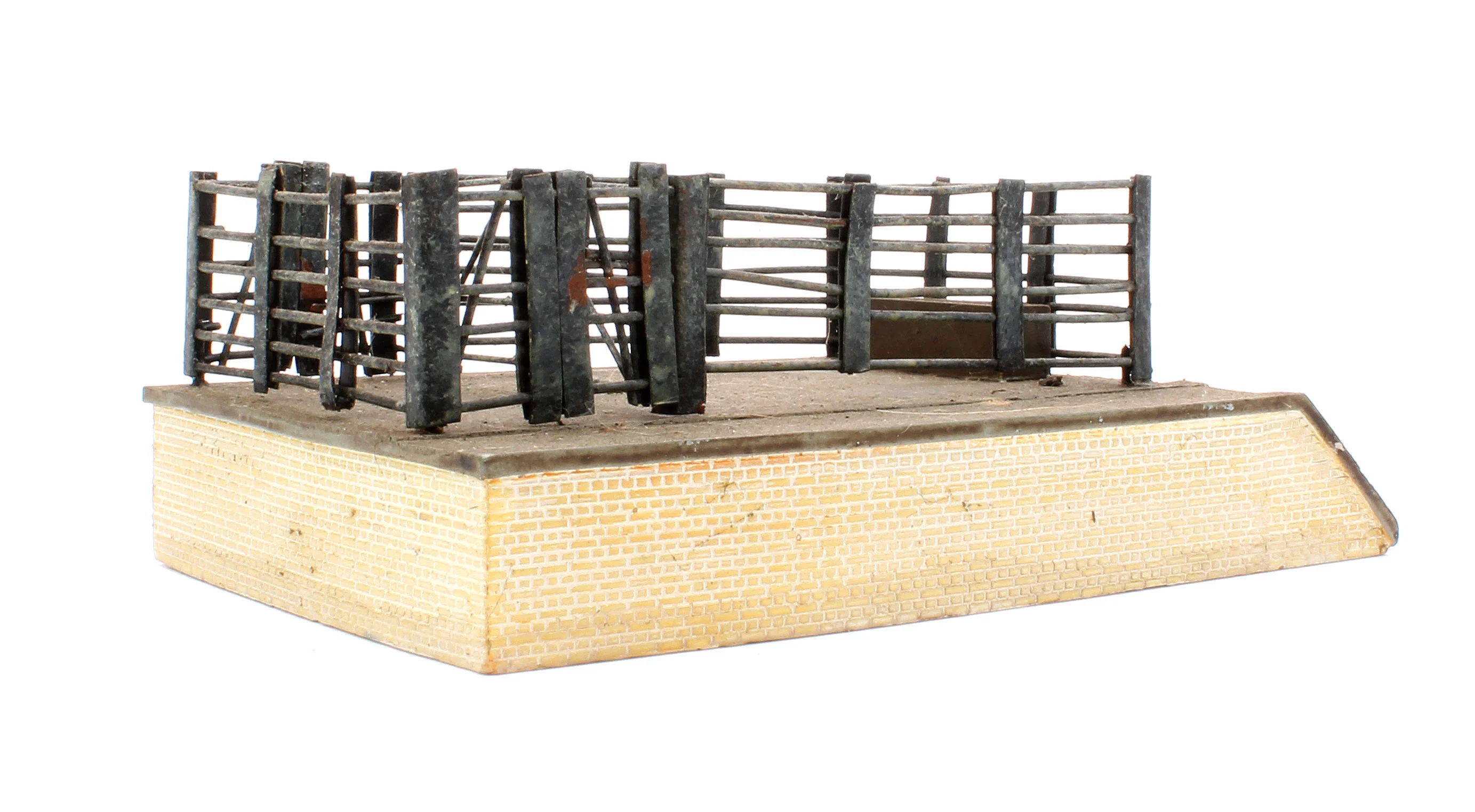 Pre-Owned 44-003 Cattle Dock - Image 3
