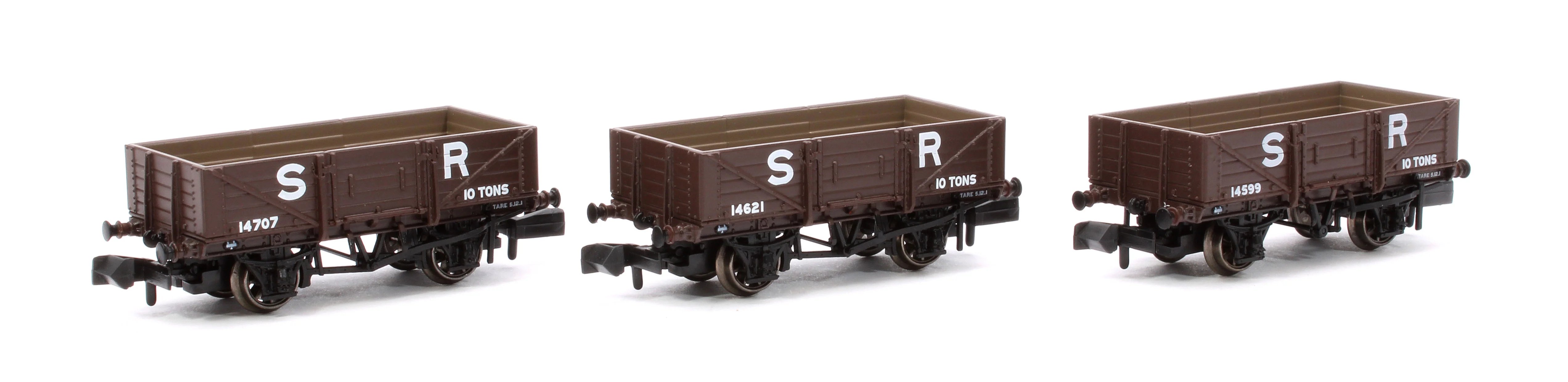 942006 SECR Wagons Pack 2 - SR pre-36 Livery 5 Planks (Dia.1349)