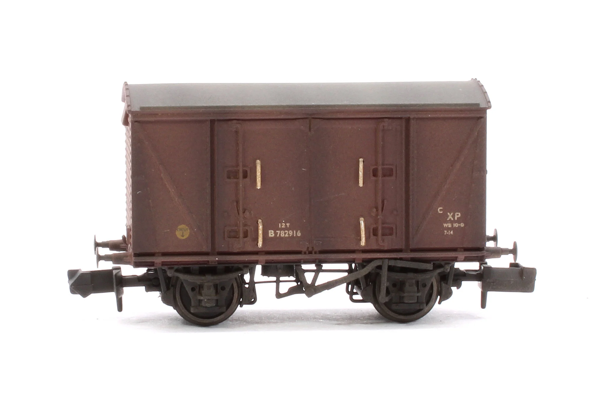 S2301-04 Custom Weathered Set of 3 BR 12T Vanwide Ventilated Vans, BR Freight Brown XP - Image 6