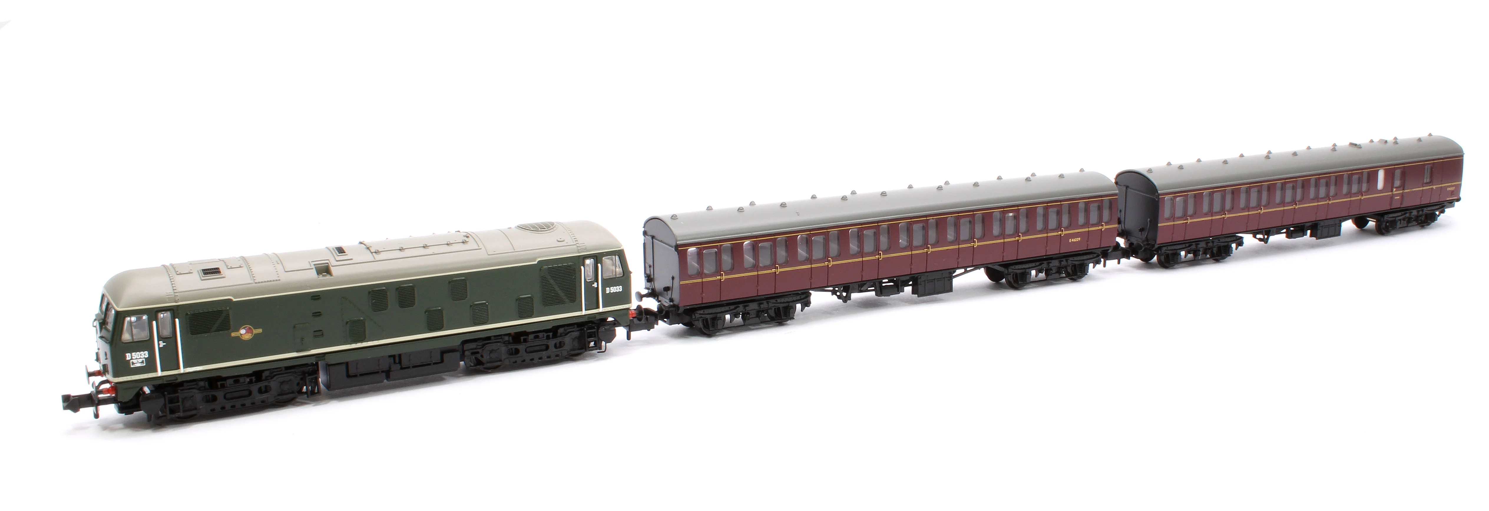 370-062 Suburban Sulzer Train Set - Image 2