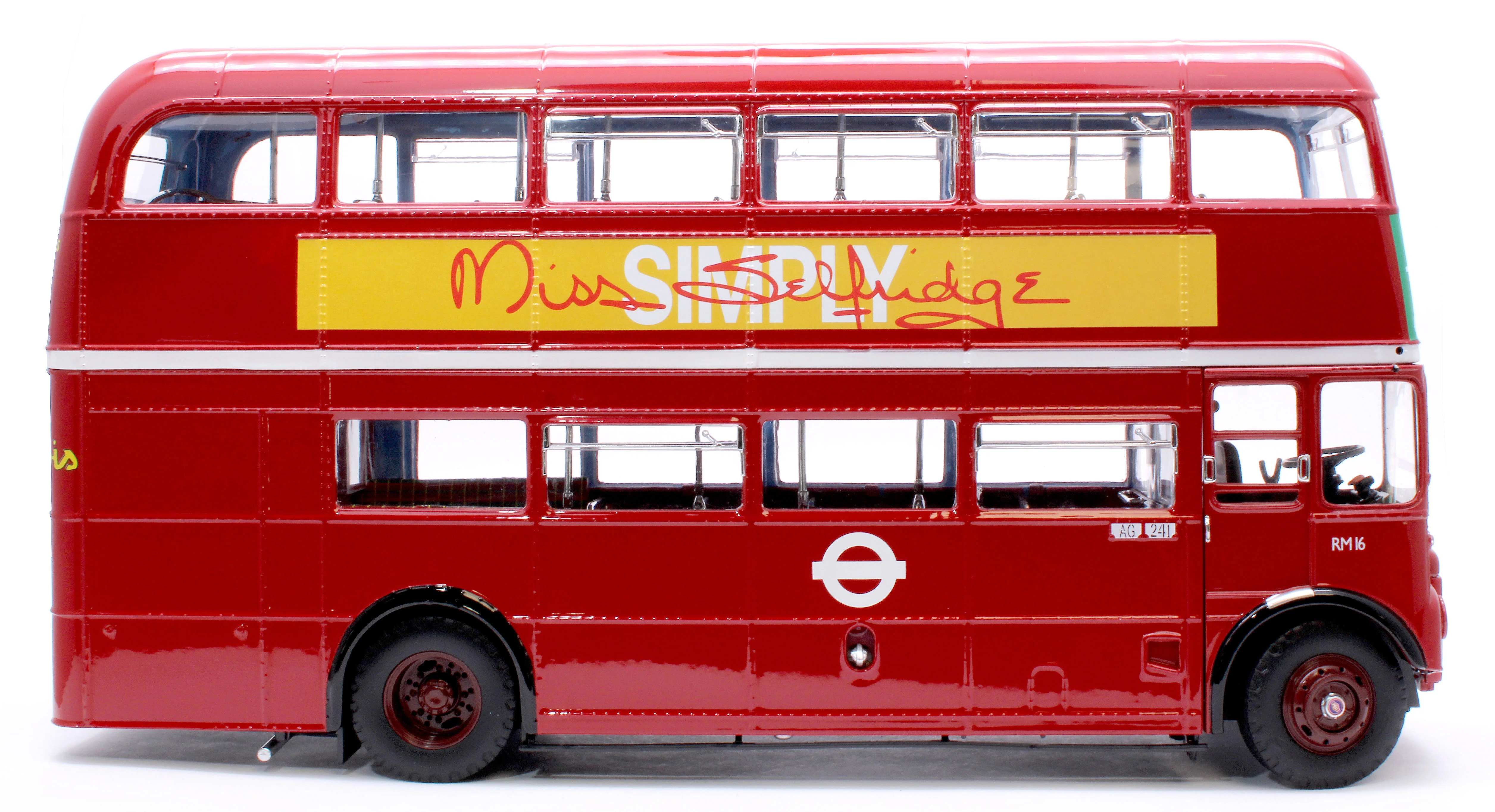 H2944 Routemaster Bus RM16 VLT 16 Red (Limited Edition 800pcs) - Image 6