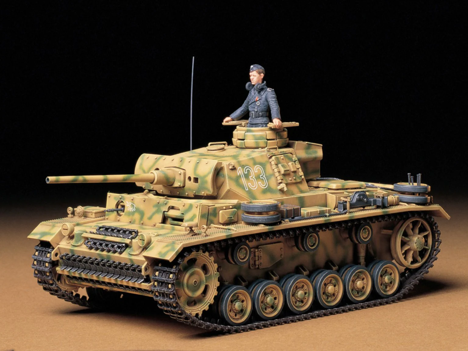 35215 1/35 Military Miniature Series no.215 German Pz.Kpfw. III Ausf.L Kit - Image 2