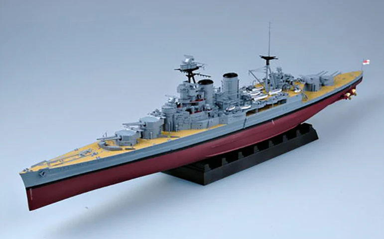 PKTM05302 HMS Hood 1941 Model Kit - Image 3