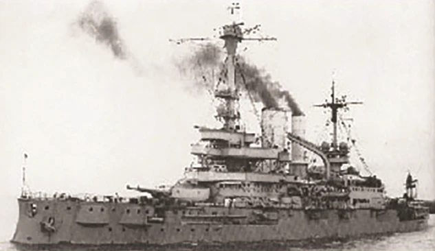 PKTM05354 Schleswig-Holstein Battleship 1935 Model Kit - Image 2