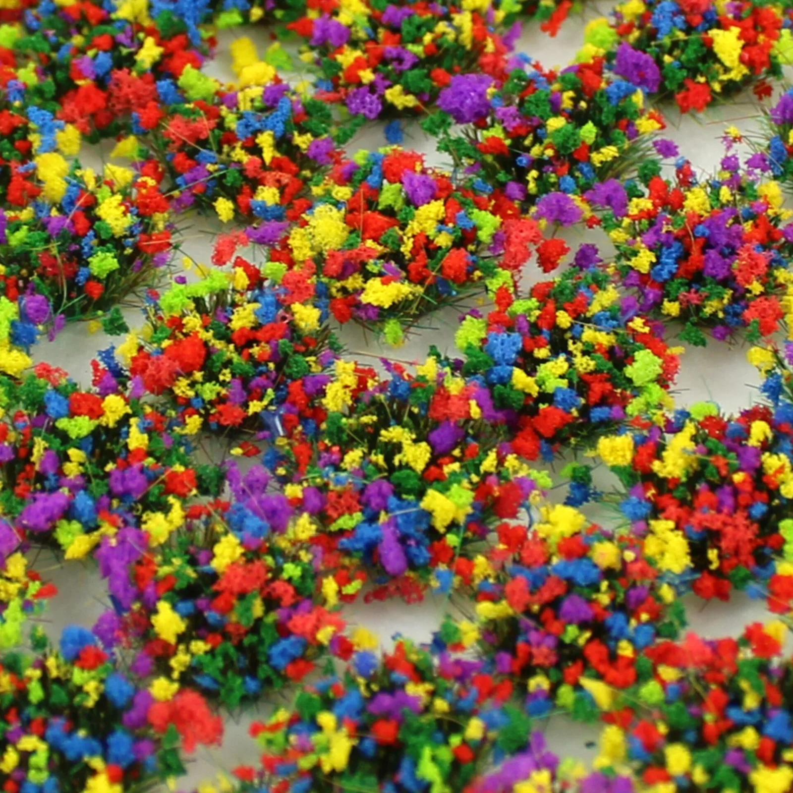 SGTMIX04 WWS 4mm Mixed Flowers Static Grass Tufts x 100 - Image 4